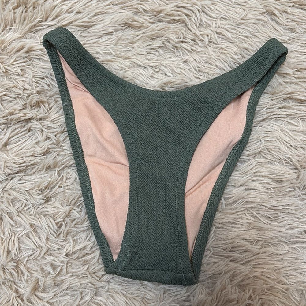 J Crew textured cheeky curved waist bikini bottom size XXS new